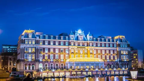Exclusive Hotel Deals in Amsterdam